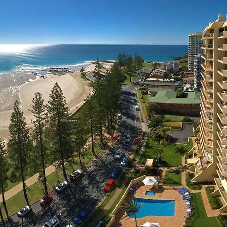 Columbia Beachfront Apartments On Rainbow Bay Gold Coast Exterior photo
